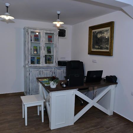 Hostel Hildegarden Толмин Экстерьер фото