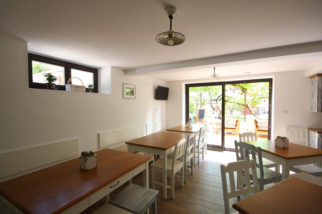 Hostel Hildegarden Толмин Экстерьер фото