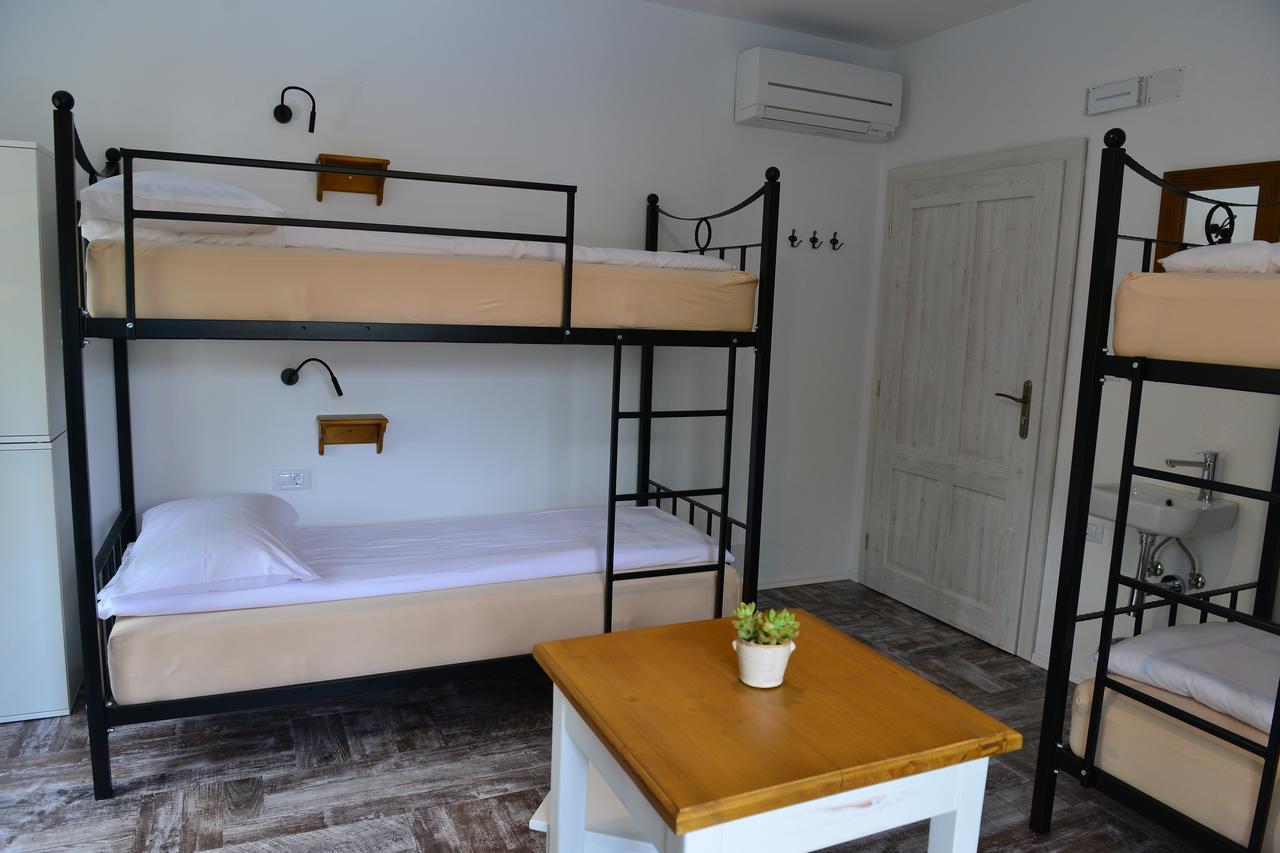 Hostel Hildegarden Толмин Экстерьер фото